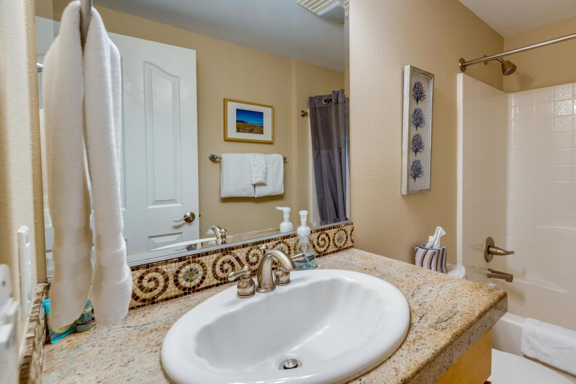 Rockaway Beach Vacation Rental Near Beach Access! Exterior photo